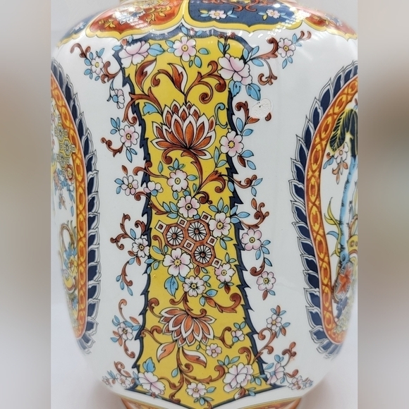 Vintage Beken Chinese Mythical Fu Dog Large Glass Vase - Picture 7 of 16